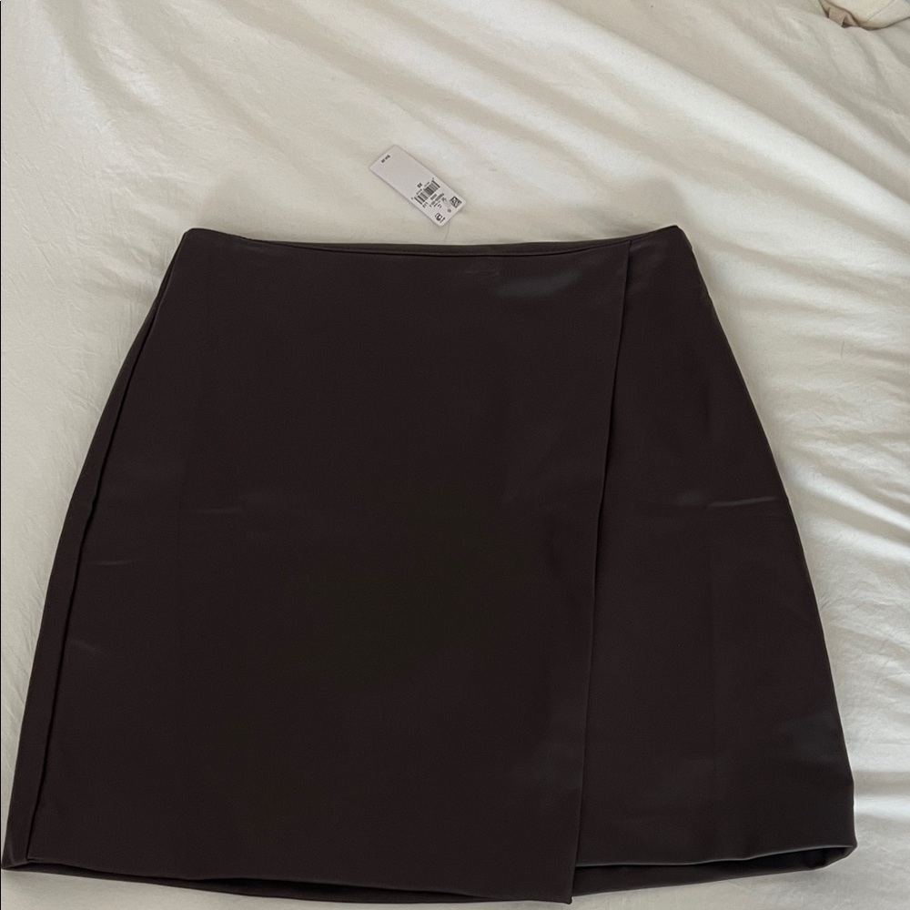 Old Navy dark brown mini skirt with side panel